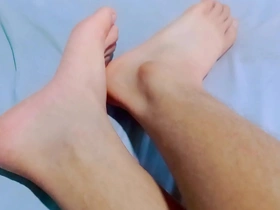 Do you desire to masturbate to my toes?